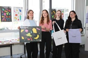 Hochschule Bremerhaven: Krickelakrak – wenn Chaos im Kopf zu Kunst wird