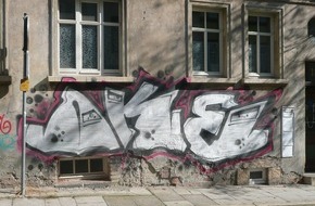 Landespolizeiinspektion Saalfeld: LPI-SLF: Zeugen nach zahlreichen Graffiti-Schmierereien gesucht