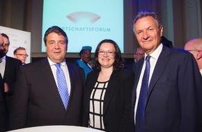 Wirtschaftsforum der SPD e.V.: Wirtschaftsminister Sigmar Gabriel und Arbeitsministerin Andrea Nahles gratulieren zur Gründung des Wirtschaftsforums der SPD e.V.