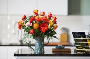 Blumenbüro: Fülle den Abstand mit Schönem / Mit Blumen den Abstand zu den Liebsten überwinden