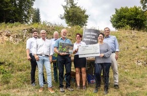 Edeka Südwest: Presse-Information: Naturschutzprojekt in Gammertingen ausgezeichnet
