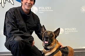Polizei Hagen: POL-HA: Diensthund Fred wird von Polizeipräsidentin in den Ruhestand verabschiedet