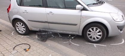 Polizei Düren: POL-DN: Radfahrerin angefahren