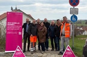 Deutsche Telekom AG: Telekom startet mit dem Spatenstich den Glasfaserausbau in Langweid am Lech