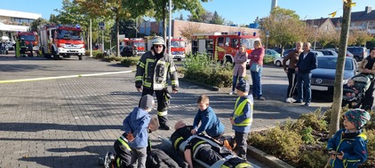 FW-WRN: Herbstabschlussübung der Gesamtwehr der Freiwilligen Feuerwehr Werne