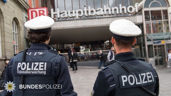 Bundespolizeidirektion München: Bundespolizeidirektion München: Rangelei nach Essensdiebstahl