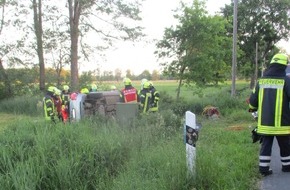 Polizeiinspektion Stade: POL-STD: 20-jährige Autofahrerin bei Unfall in Drochtersen-Dornbusch schwer verletzt