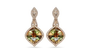 Rosalita Life: Kat Florence acquires fabulous collection of Zultanite gemstones