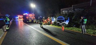 Feuerwehr Mülheim an der Ruhr: FW-MH: Ein Verletzter bei Verkehrsunfall auf der Autobahn A40