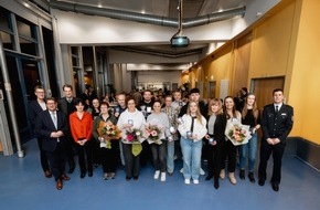 Polizeipr&auml;sidium Nordhessen - Kassel: POL-KS: 26. Kasseler Polizeimedaille: Auszeichnung f&uuml;r Zivilcourage an 14 B&uuml;rgerinnen und B&uuml;rger verliehen