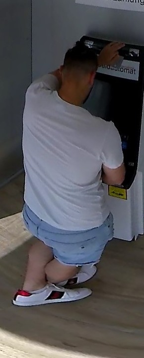POL-H: &Ouml;ffentlichkeitsfahndung: Unbekannter T&auml;ter hebt mit gestohlener EC-Karte Bargeld ab