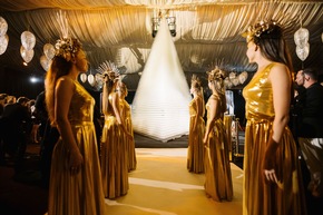 Atlantis, The Palm und Moët & Chandon starten das Jahr mit einem Weltrekord: Guinness World Records™ Titel für die größte Trinkglaspyramide der Welt