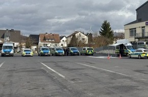 Polizeipr&auml;sidium Osthessen: POL-OH: Kontrollen und Informationsangebote beim Aktionstag "Fernfahrerstammtisch Hessen" in Kirchheim