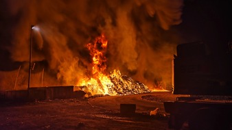 Landespolizeiinspektion Erfurt: LPI-EF: Brand in der Deponie