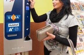 VEDA - Vereinigung Deutscher Autohöfe e.V.: Pinkelpause mit Mehrwert / VEDA-Autohöfe wollen Toilettenbesuch belohnen: 50 Cent Gebühr - 70 Cent Rückvergütung (BILD)