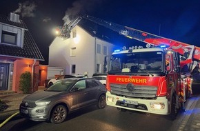 Feuerwehr M&uuml;lheim an der Ruhr: FW-MH: Zimmerbrand in Winkhausen - Unruhige Nacht f&uuml;r die Anwohner