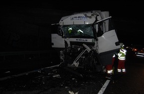 Polizeiinspektion Hildesheim: POL-HI: Schwerer Unfall auf der A 7 bei Hildesheim