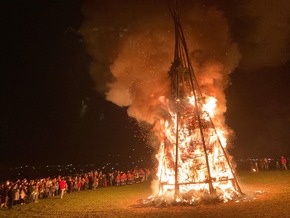 Pressemitteilung: Licht und Schatten