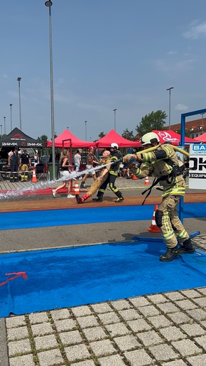 FW Konstanz: 3. Firefighter Combat Challenge Stuttgart