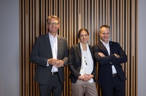 die Bayerische: F&uuml;hrungsorganisation erweitert: die Bayerische bestellt Dr. Annika Obermayer und Maximilian Buddecke als Generalbevollm&auml;chtigte