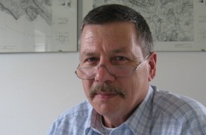 Polizeiinspektion Hildesheim: POL-HI: Alfelder Polizeichef Rolf Lismann geht in den (Un-)Ruhestand