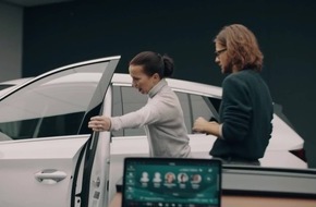 ŠKODA ENYAQ iV bietet Design Selections im Stil moderner Wohnwelten und eine neue Angebotsstruktur ŠKODA ENYAQ iV bietet Design Selections im Stil moderner Wohnwelten und eine neue Angebotsstruktur