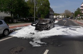 Feuerwehr Gevelsberg: FW-EN: Feuerwehr Gevelsberg löscht brennenden PKW