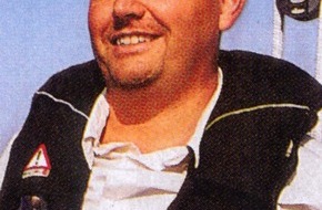 Polizei Düsseldorf: POL-D: Wo ist Stephan Hensel? Â Polizei sucht mit Foto nach Vermisstem - Foto hängt als Datei an