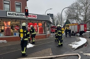 Freiwillige Feuerwehr Aurich: FW-AUR: Feuer in Wohnung rasch bek&auml;mpft