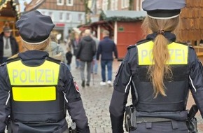 Polizeiinspektion Stade: POL-STD: Messerverbot auf Volksfesten - Polizei kontrolliert Weihnachtsmärkte im Landkreis