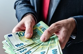 Polizei Mettmann: POL-ME: Schockanruf: Erneut Seniorin betrogen - 2505033