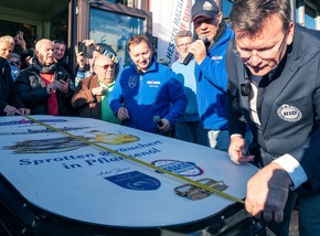 Fischsommelier erzielt im Kaiserbad Heringsdorf auf Usedom RID-Weltrekord mit »größter Fischkonservendose« der Welt