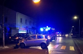 Polizeidirektion Kaiserslautern: POL-PDKL: Alleinunfall auf gerade Strecke - Fahrerin leicht verletzt