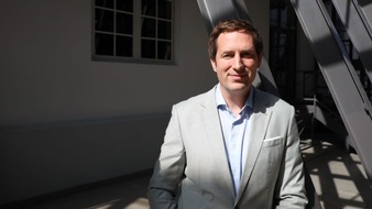 niologic GmbH: Die KI-Token-Falle: Warum Unternehmen mit ChatGPT & Co. ihr blaues Wunder erleben werden