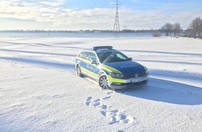 Polizeidirektion Bad Segeberg: POL-SE: Bad Segeberg - Wintereinbruch in den Kreisen Pinneberg und Segeberg sorgt für Verkehrsbehinderungen und Unfälle auf winterglatter Fahrbahn