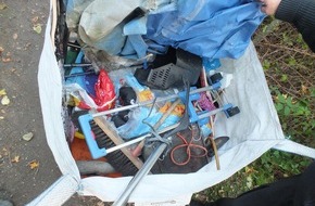 Polizeidirektion Bad Segeberg: POL-SE: Ellerhoop - Unzulässige Müllablagerung von Big Bags - Polizei sucht Zeugen