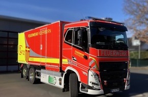 Feuerwehr Paderborn: FW Paderborn: Einladung zum Pressetermin zur Vorstellung des ersten vollelektrischen LKW als Einsatzfahrzeug der Feuerwehr Paderborn