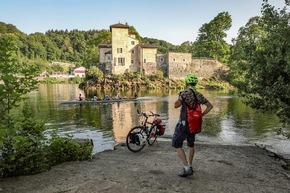 Flussradweg La Voie Bleue: Ab 2024 mit deutschsprachigem Tourenguide vom Dreiländereck nach Lyon radeln