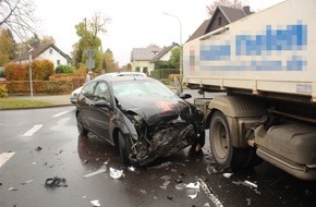 Polizei Aachen: POL-AC: Ein Verletzter nach Unfall