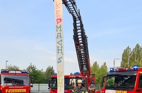 Feuerwehr Gevelsberg: FW-EN: Gevelsberger Urgestein geht in Pension