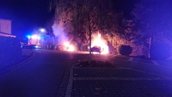 Polizeipräsidium Westpfalz: POL-PPWP: Pkw gehen in Flammen auf