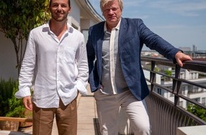 Sky Deutschland: Die Rückkehr des Titans: Oliver Kahn wird fester Gast bei "Triple - der Hagedorn Fußballtalk" auf Sky Sport News