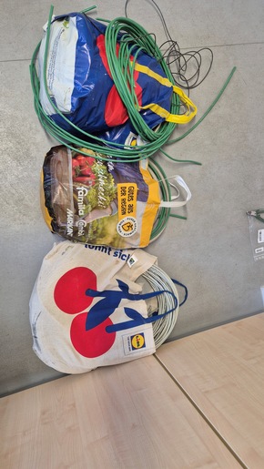 POL-WHV: Kabel sichergestellt - Polizei sucht Eigentümer und Zeugen