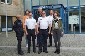 Polizeiinspektion Emsland/Grafschaft Bentheim: POL-EL: Lingen - Neuer Kontaktbereichsbeamter für Lingen: Polizeikommissar David Gawelczyk tritt Nachfolge von Günter Wiechmann an