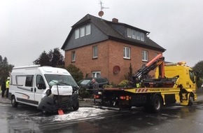 Polizeiinspektion Celle: POL-CE: Oldendorf - Hoher Sachschaden durch Vorfahrtverletzung