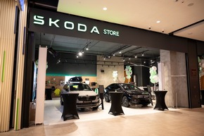 Škoda Auto definiert das Kundenerlebnis neu: Erste Autohäuser setzen neue Markenidentität um