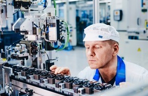 Marquardt Service GmbH: Marquardt eröffnet Produktionsstandort in Ichtershausen - Mechatronik-Spezialist schafft 180 Arbeitsplätze