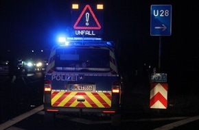Polizeidirektion Neustadt/Weinstraße: POL-PDNW: Polizeiautobahnstation - Autobahn 65 bei Mutterstadt nach Unfall für zwei Stunden gesperrt - sechs beteiligte Fahrzeuge - zwei Leichtverletzte