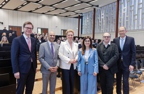 Universit&auml;t zu K&ouml;ln: WiSo-Hochhaus nach Sanierung wiederer&ouml;ffnet