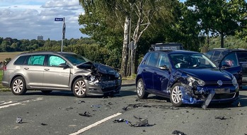 Polizei Bochum: POL-BO: Unfall in Stiepel: Drei Verletzte, hoher Sachschaden